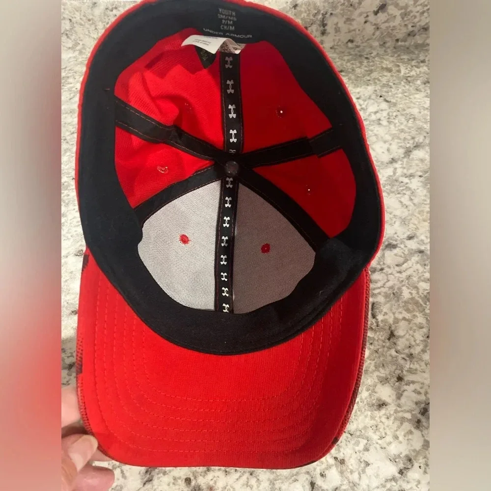 Under Armour Youth Red Fitted Baseball Cap Size S/M